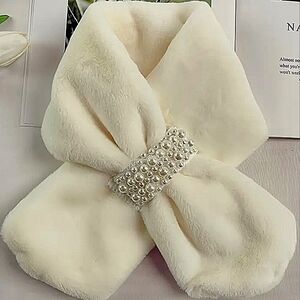 NWT Vintage Style Classic Gorgeous Faux Fur Collar With Pearl Loop Versitile…